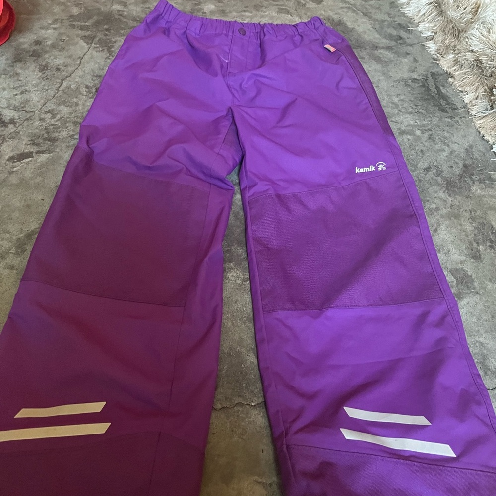 Snow pants size 8